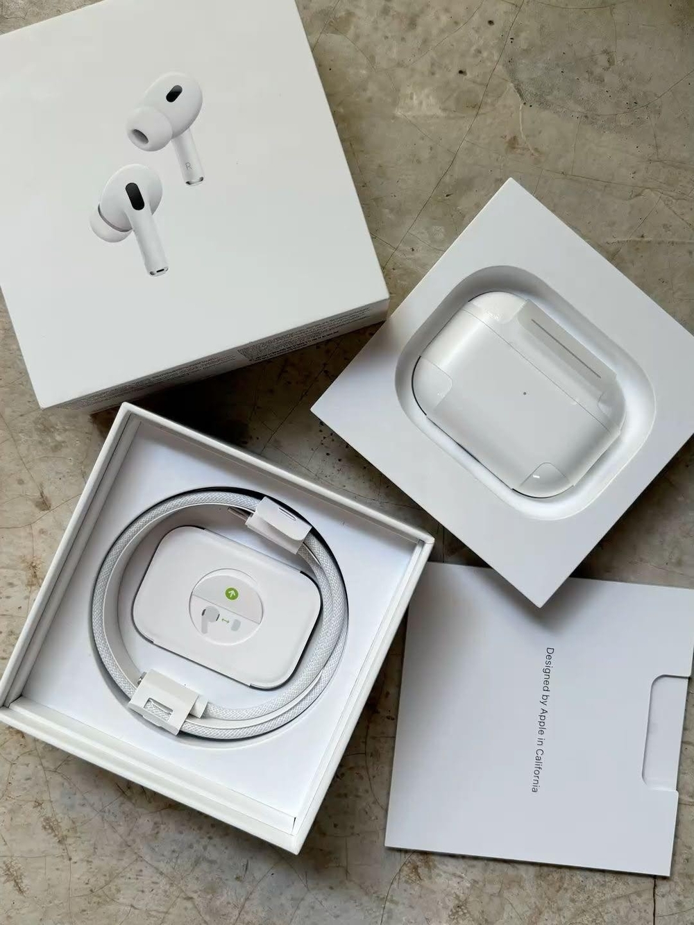 Apple White AirPods Pro Wireless Earbuds with Charging Case and Cable